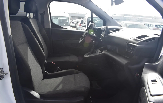 Toyota Proace City Verso cena 76100 przebieg: 89654, rok produkcji 2020 z Siemianowice Śląskie małe 704